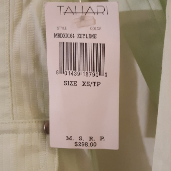 Tahari  blouse - Picture 4 of 4